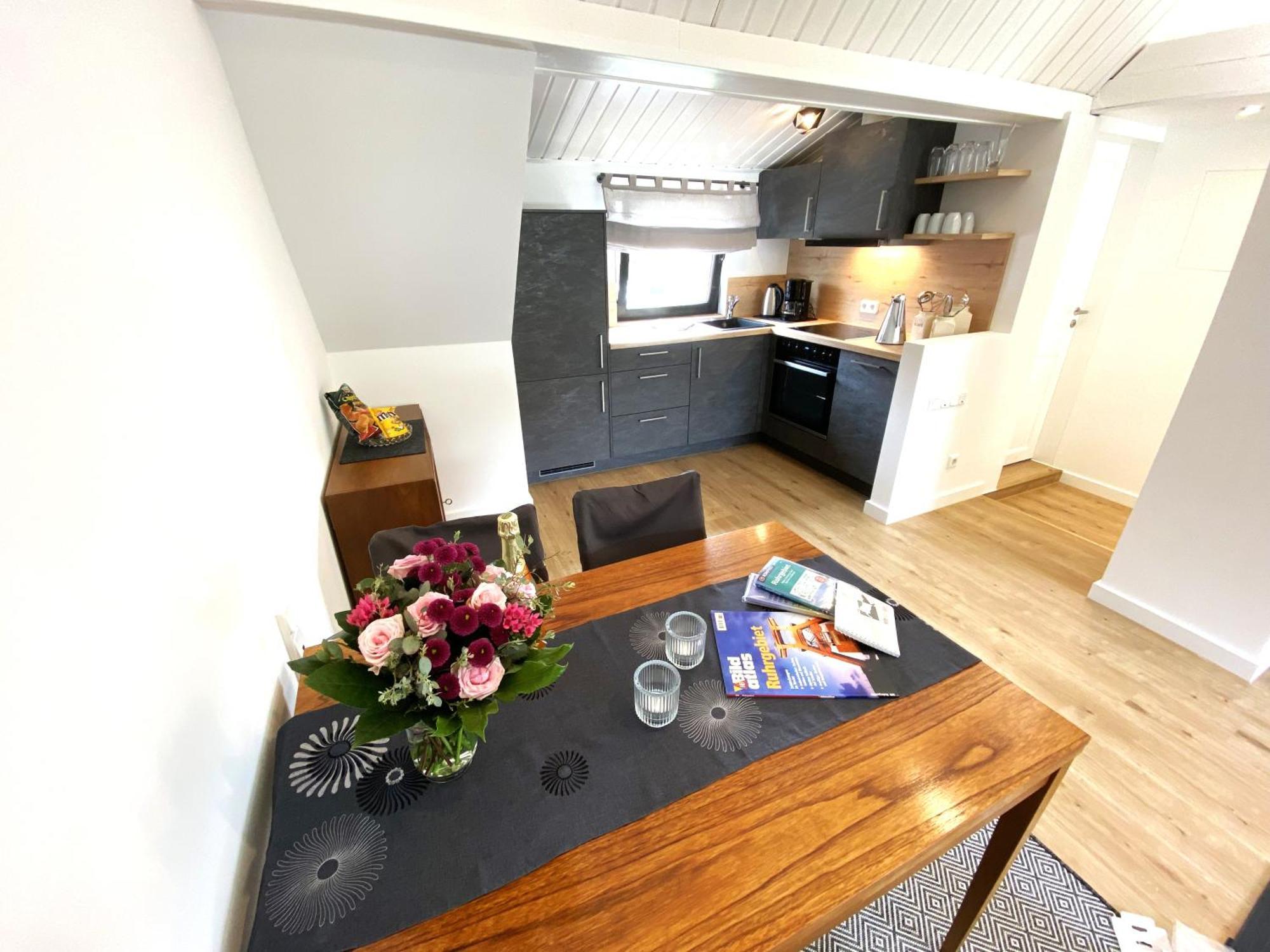 Zentrales Modernes Apartment, Naehe Zoo Und Stadion Ντόρτμουντ Εξωτερικό φωτογραφία