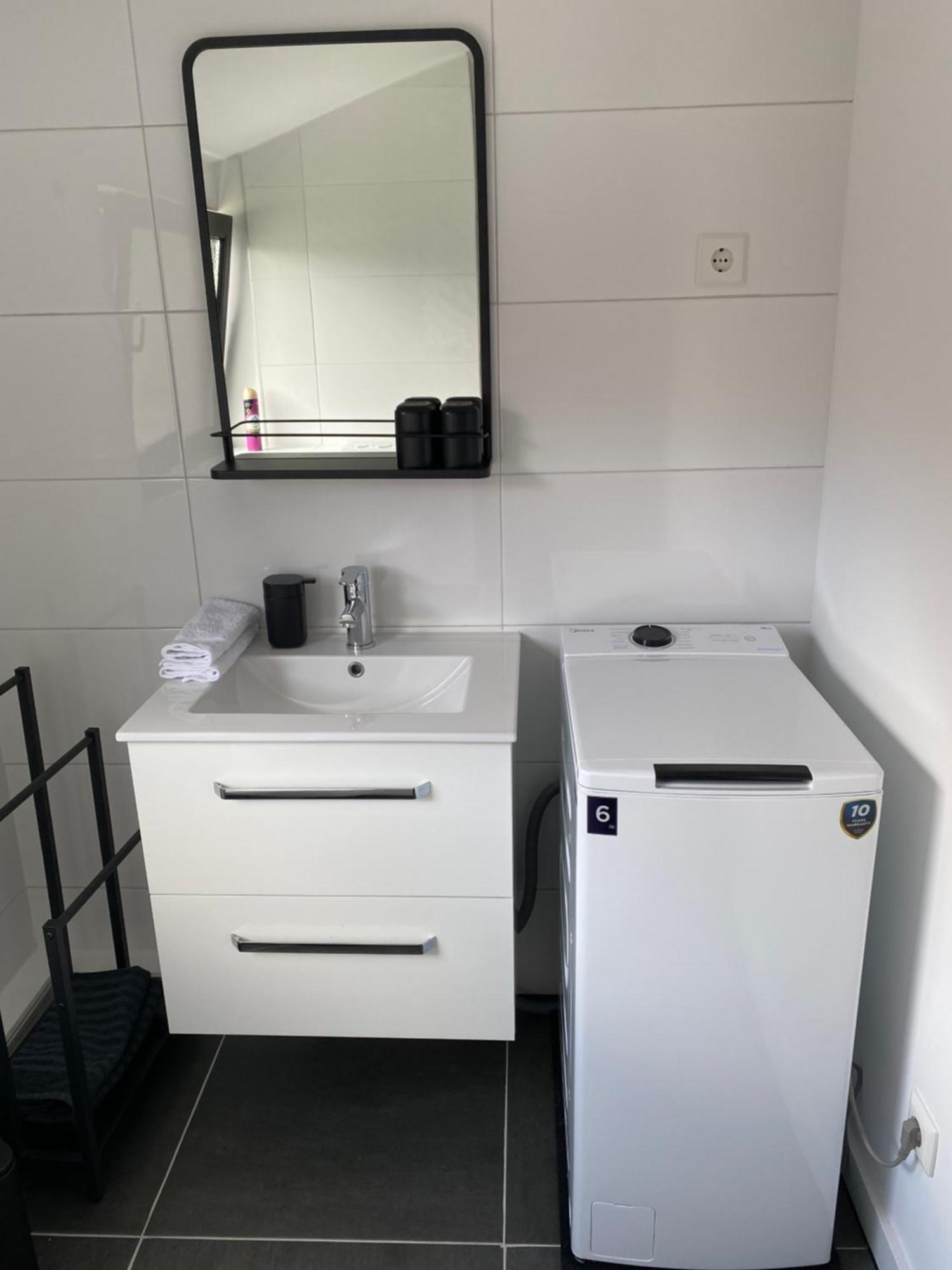 Zentrales Modernes Apartment, Naehe Zoo Und Stadion Ντόρτμουντ Εξωτερικό φωτογραφία